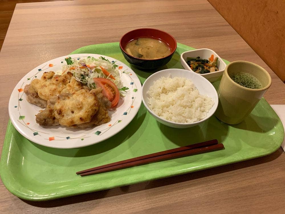スクエアタワーキャフェテリア