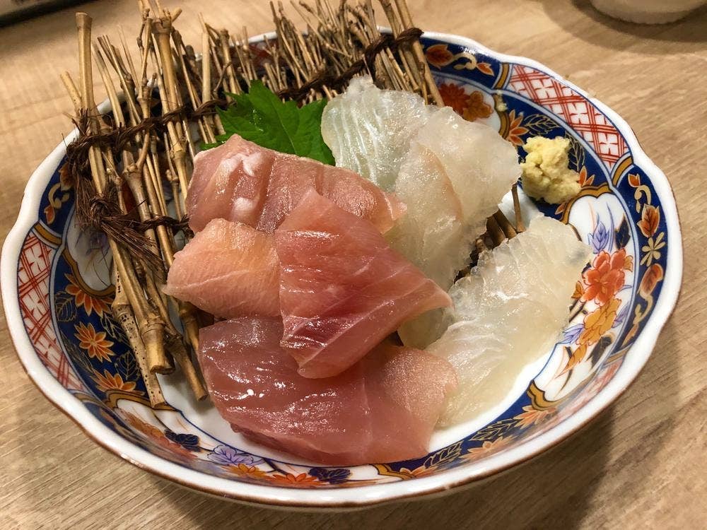 酒場 トキシラズ