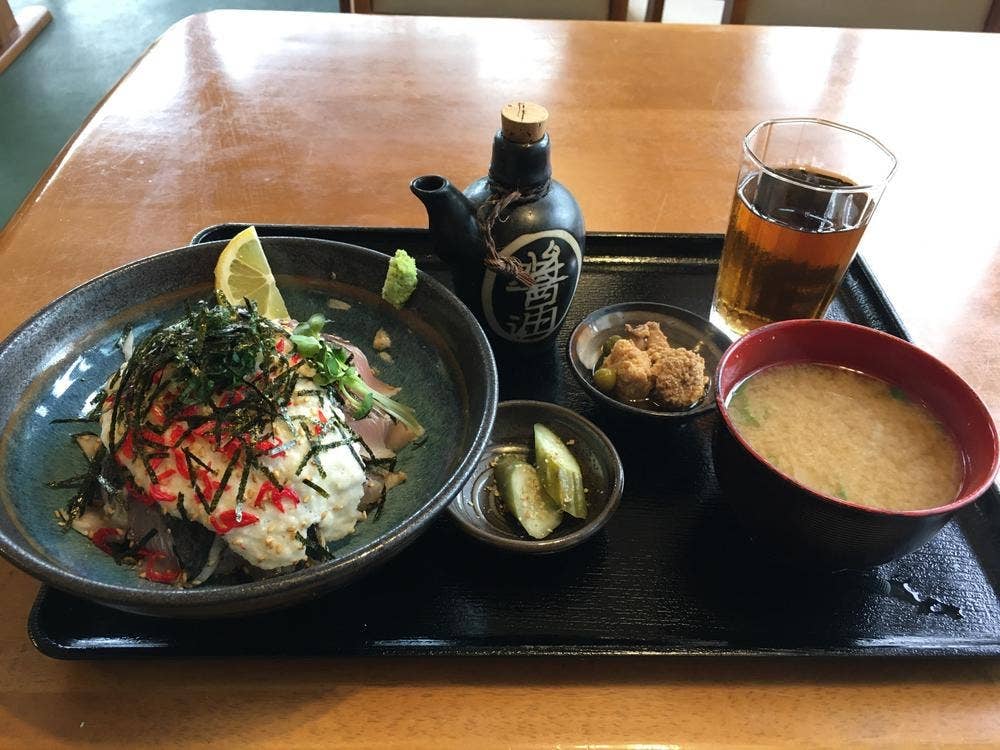 お食事処 お多福