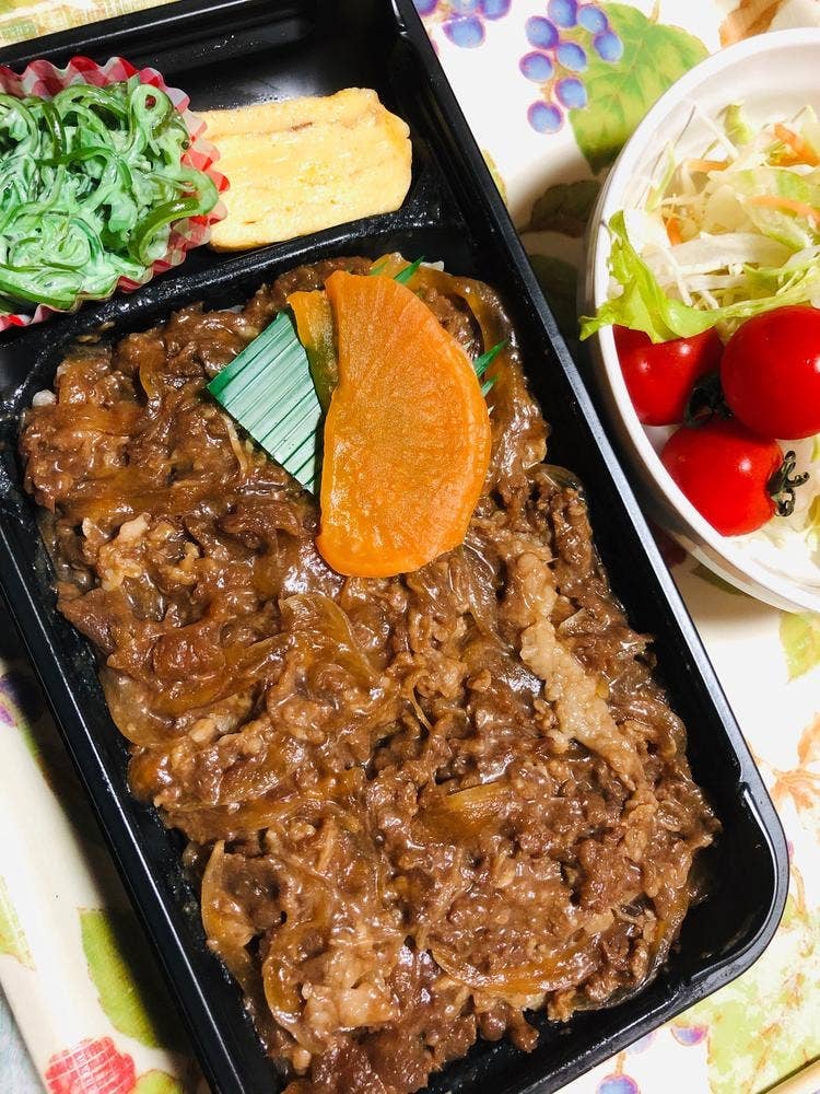 サザエ イオン苫小牧店