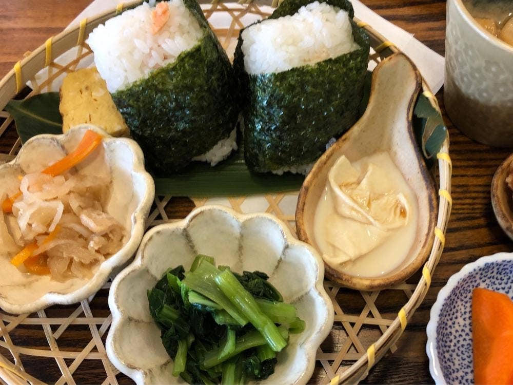 おむすびcafeころりん