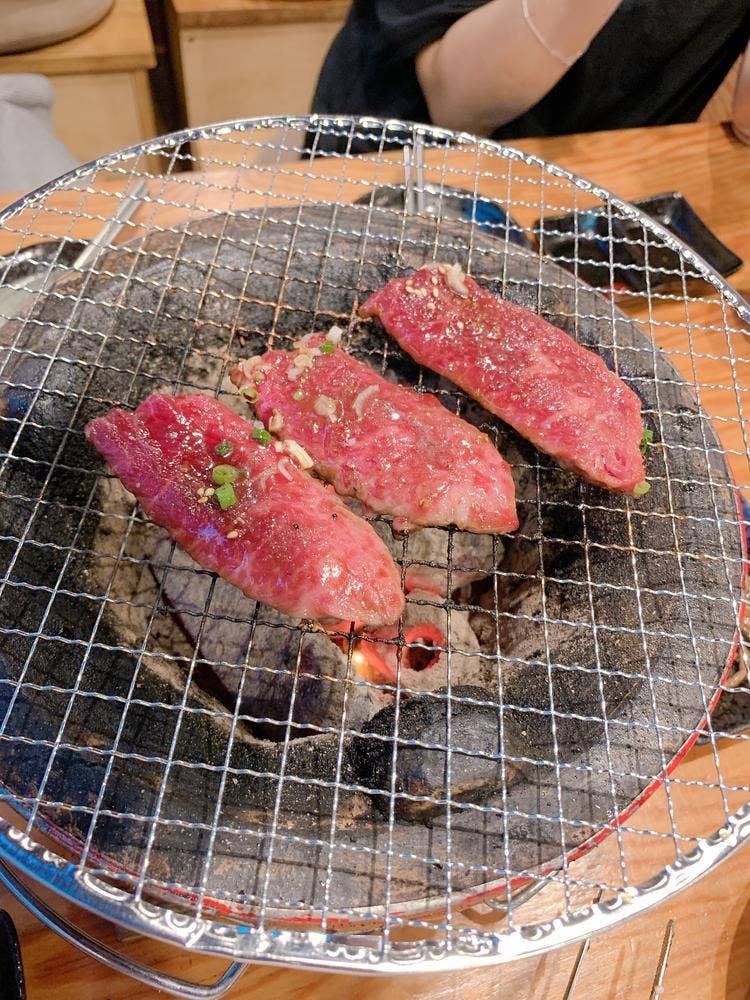 炭火焼ホルモン ナカジ はなれ