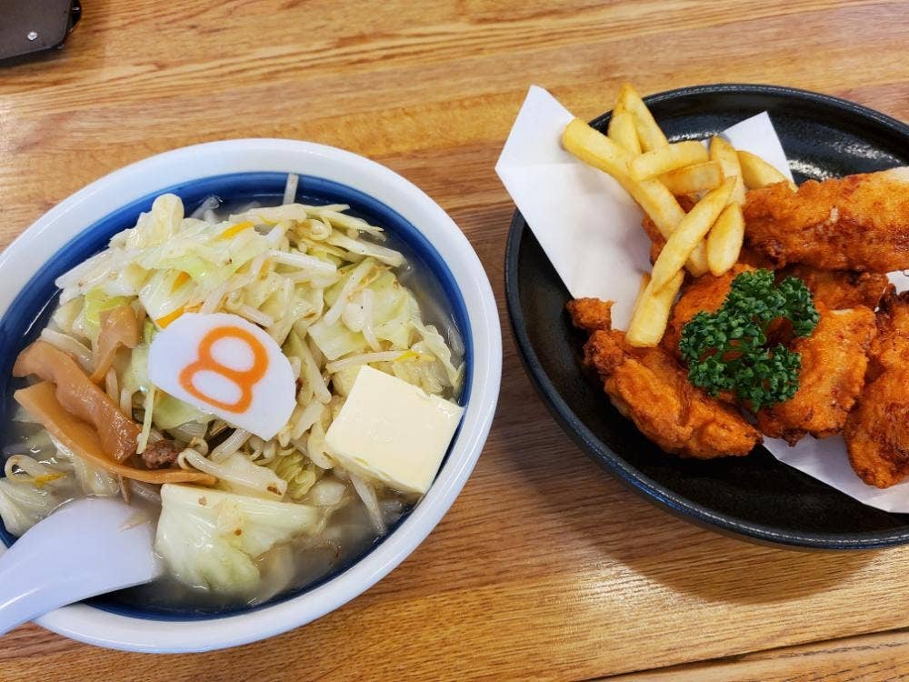 8番らーめん 太閤山店