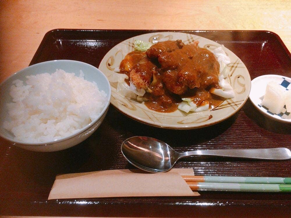 ご飯屋 おかだしょうてん