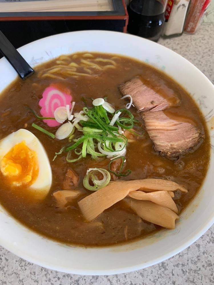 味処さかえ
