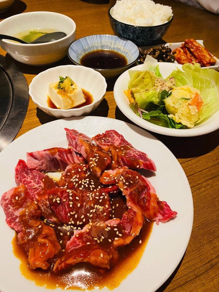 牛宗まるなか 長尾店