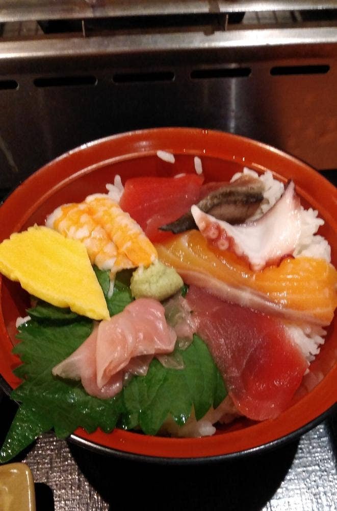 かき小屋 豊丸水産 広島本通り店