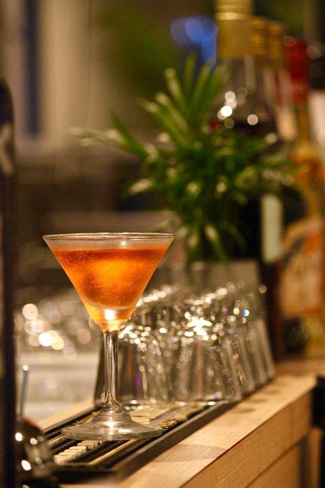bar NEWLAGOON