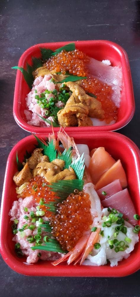 鯱 丼丸 鳴海駅前店