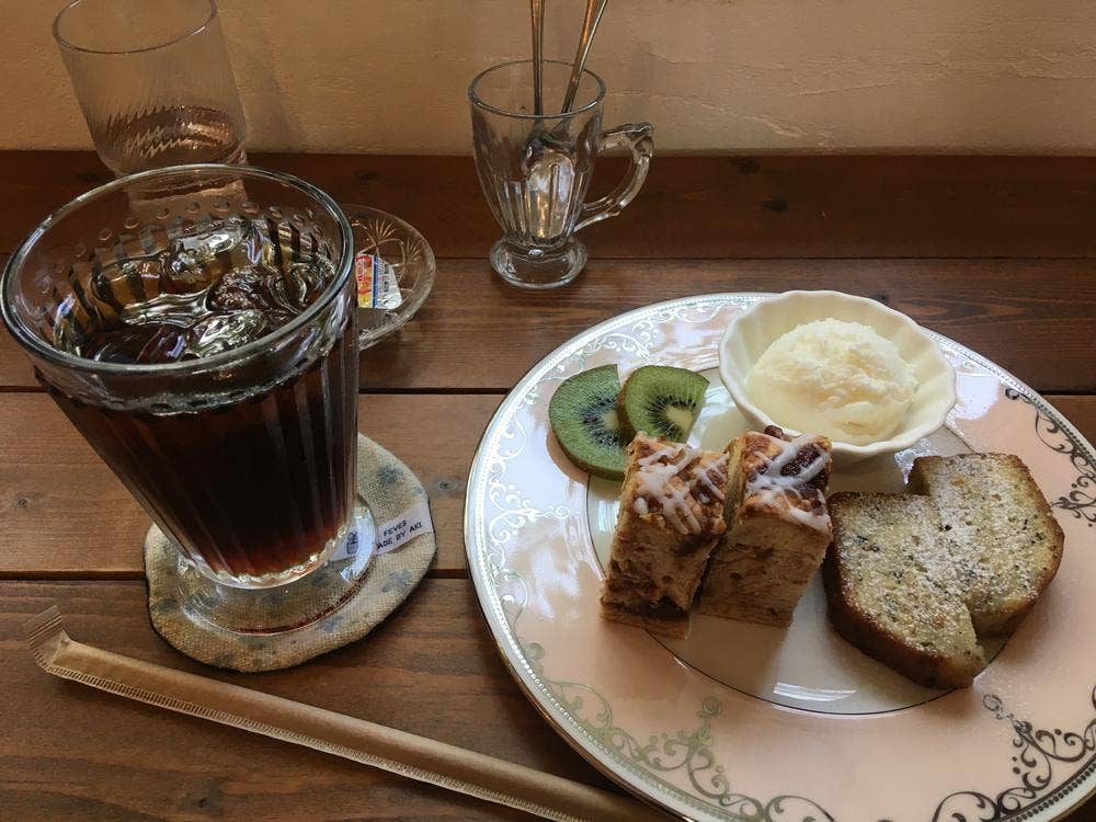レトロカフェ ねこのしっぽ