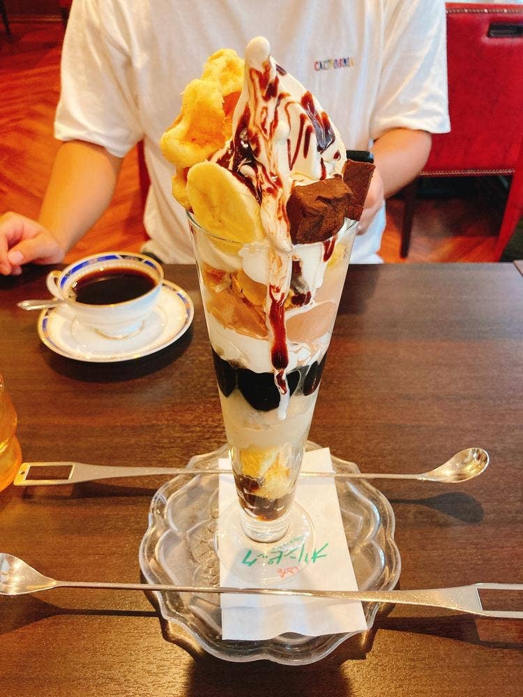 カフェ オリンピック