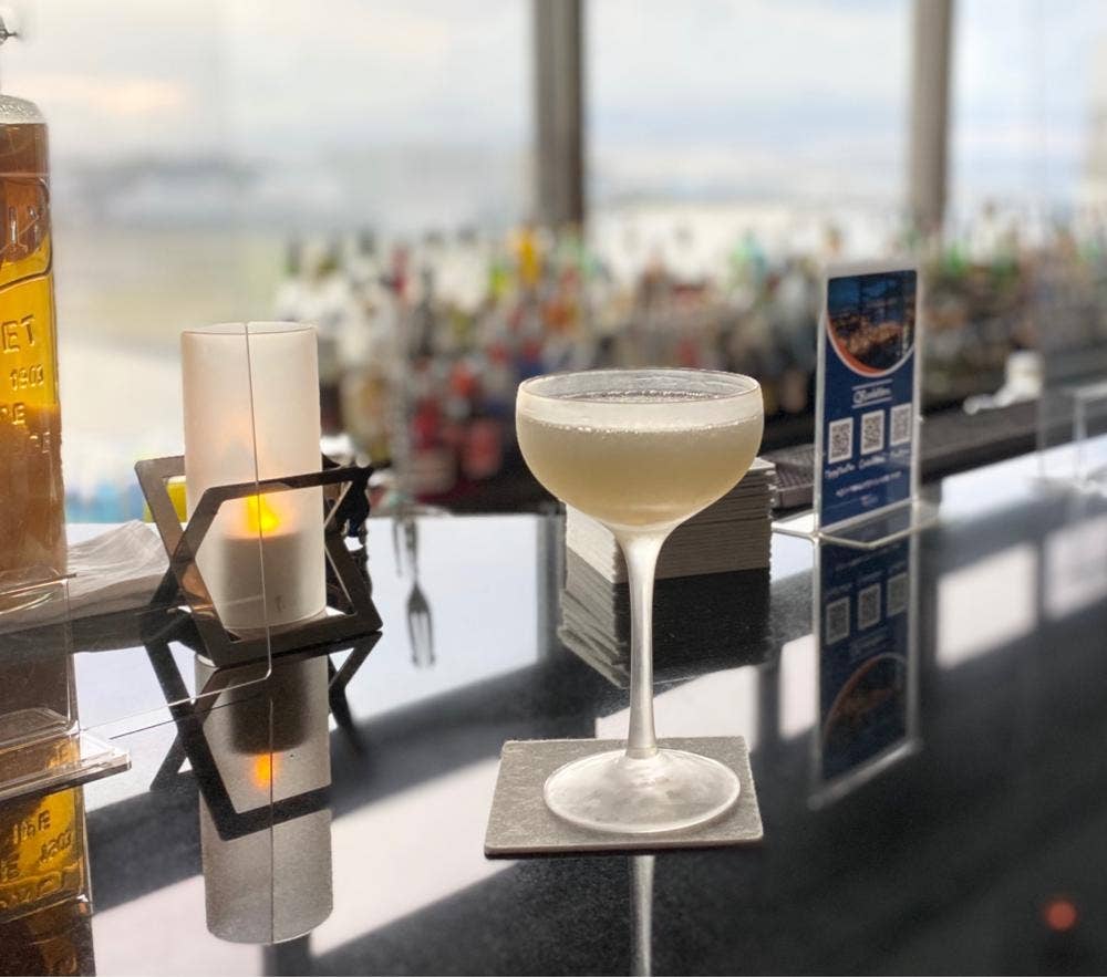 バー プラネート ロワジールホテル 那覇