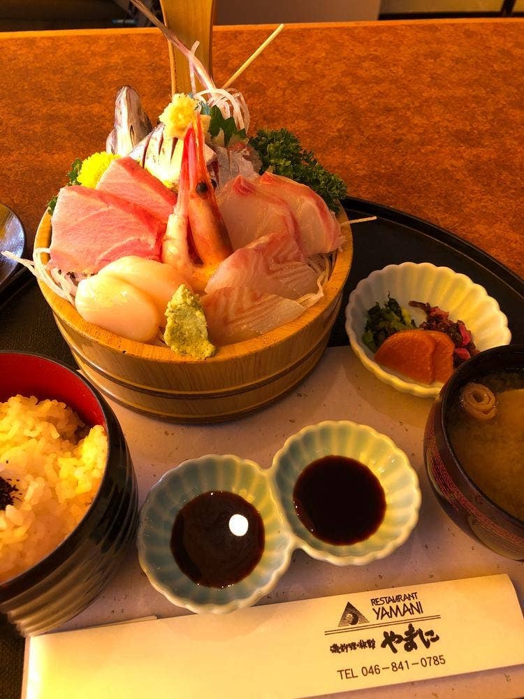 磯料理 旅館 やまに