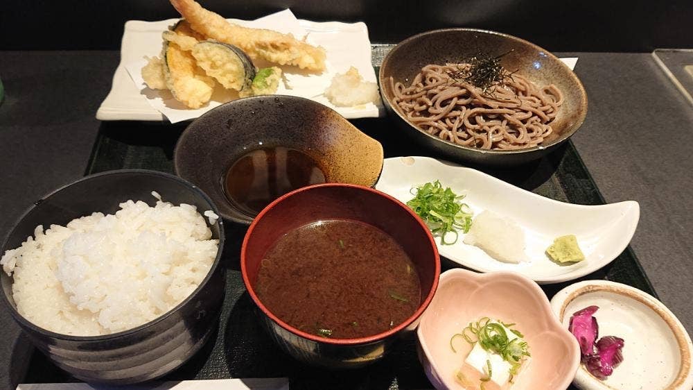 天串と海鮮の店 はれ天