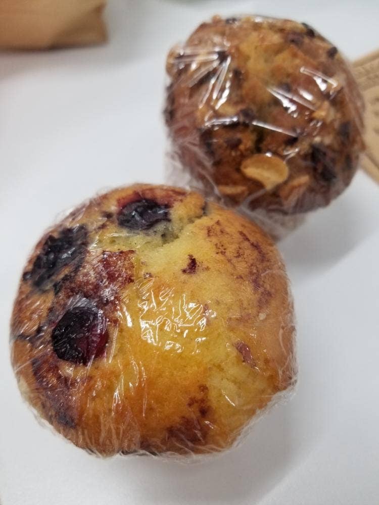 イエノシタノバール