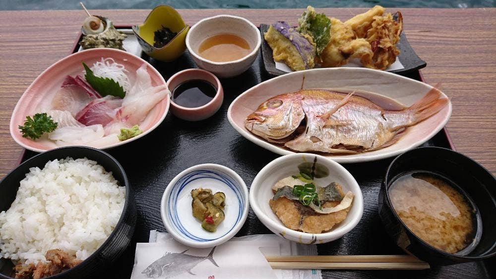漁港めし