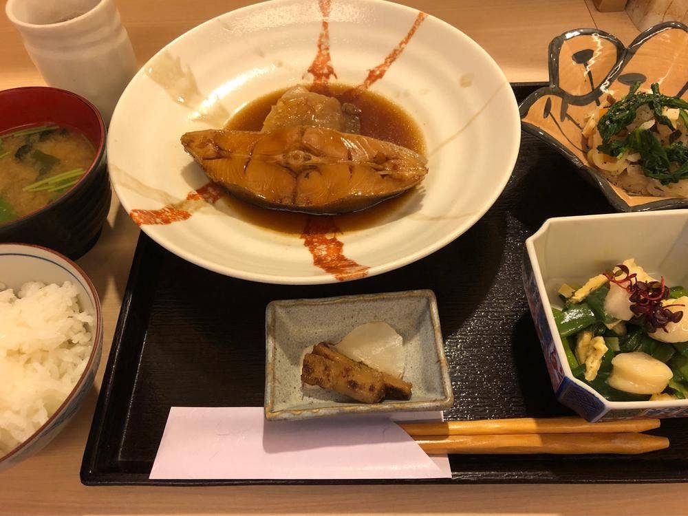 季節料理 いわ伊