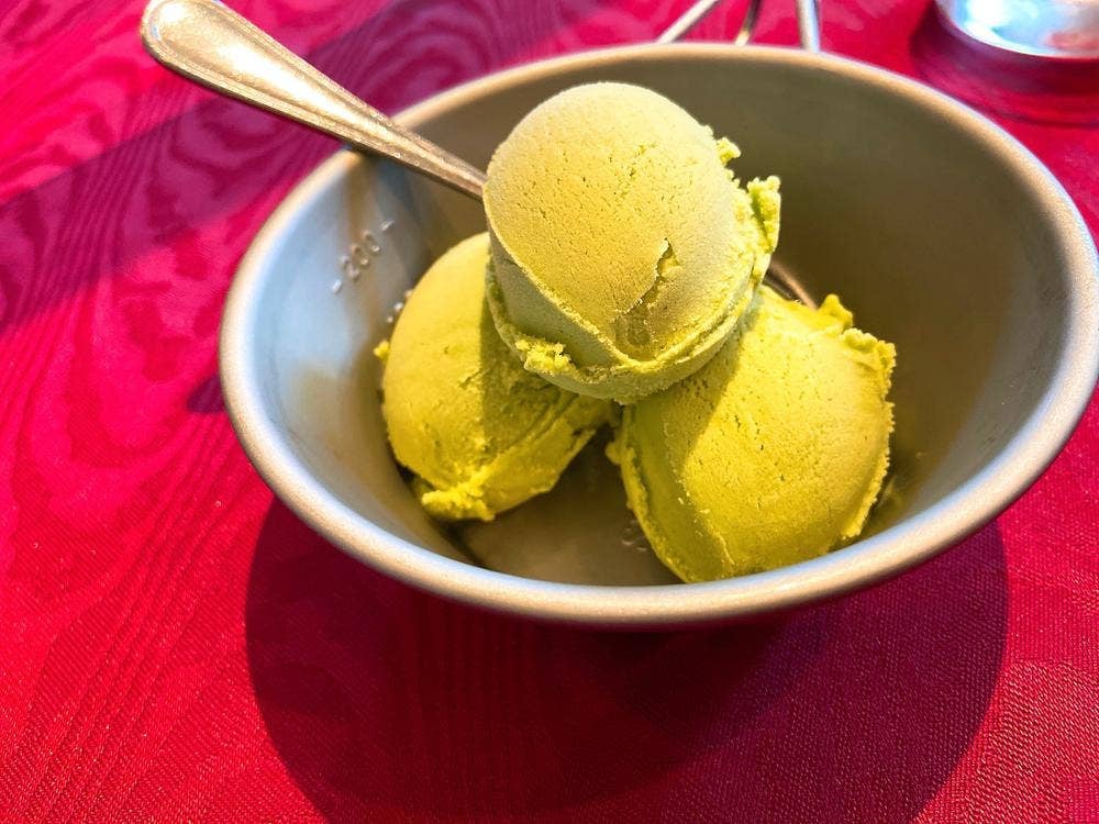 レストラン スワンレイク