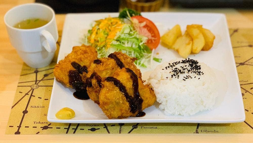 ダイニング四丁目