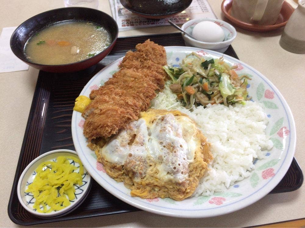 かつ亭