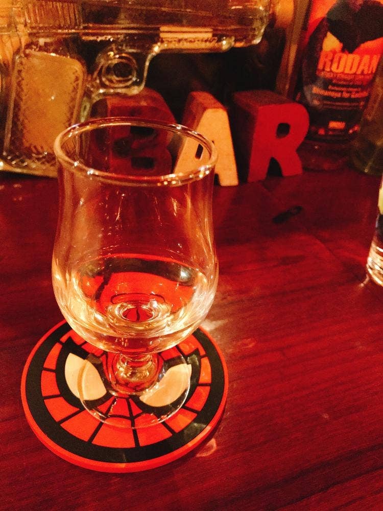 r BAR