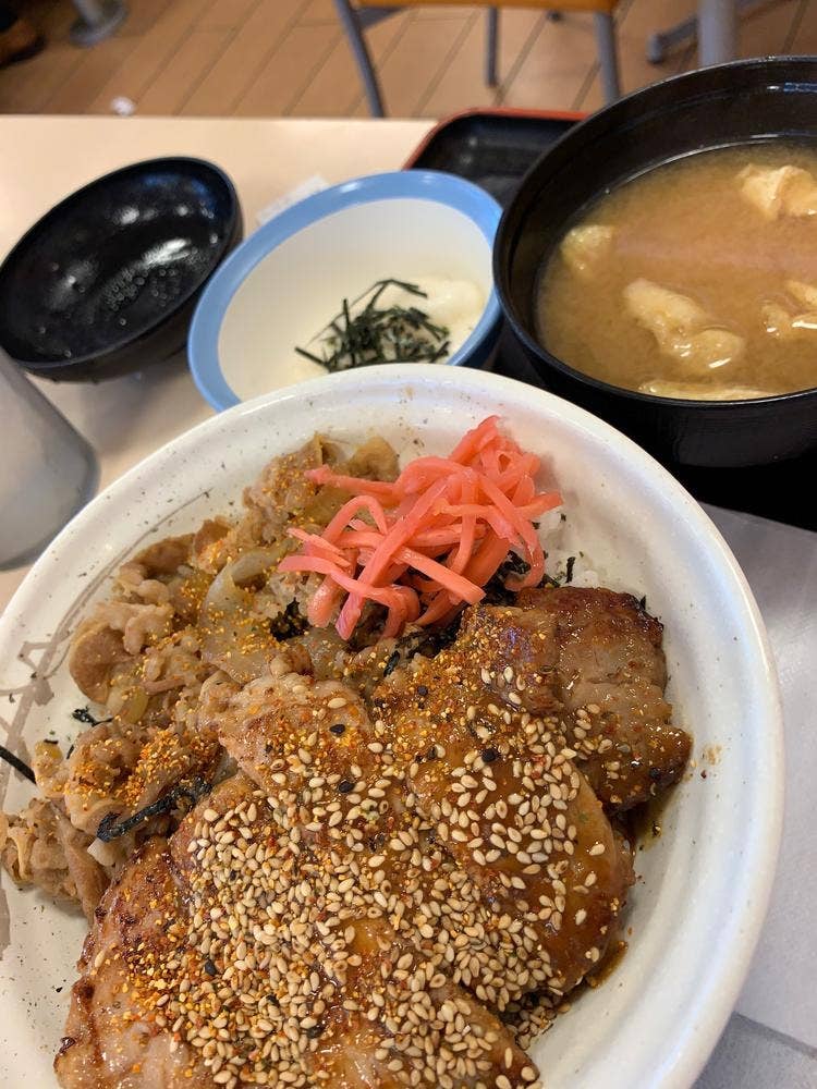 松屋 大東御供田店