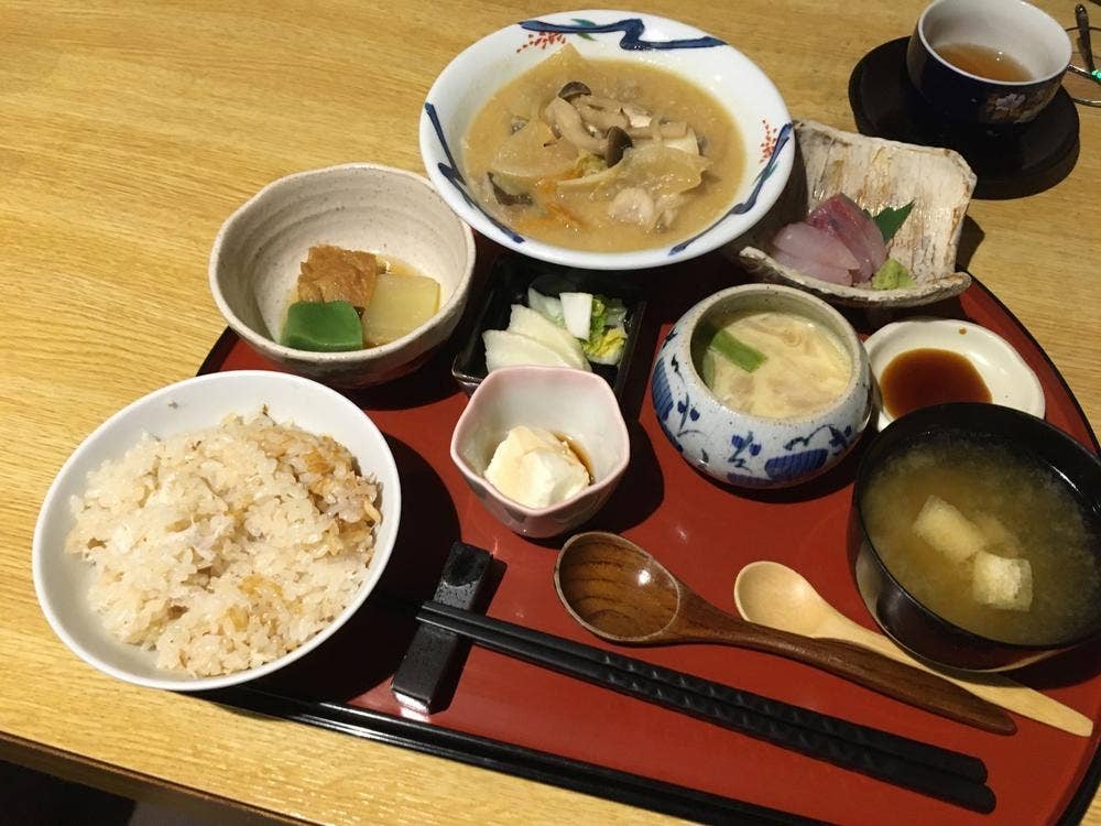 和彩しもたに