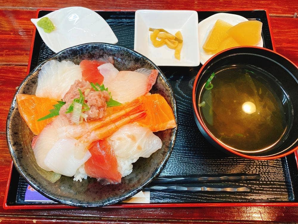 ますよね お食事処 まごころ屋