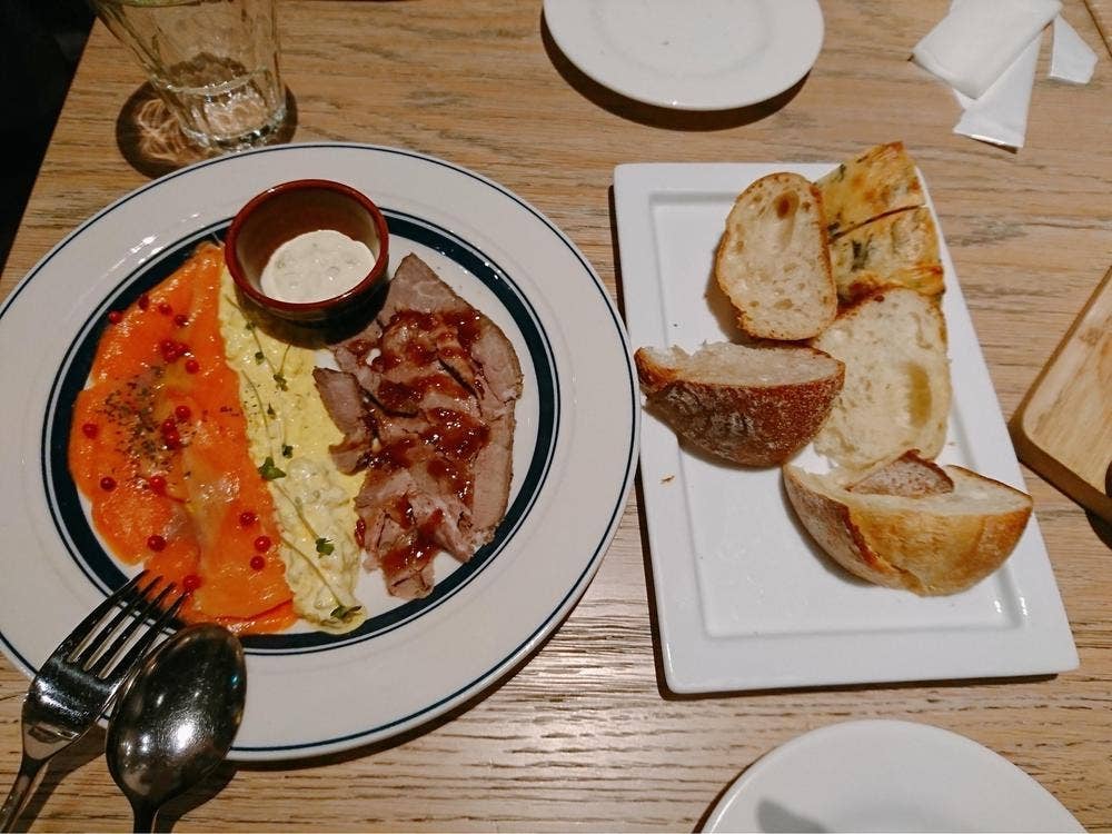 ブッシュウィック ベーカリーアンドグリル