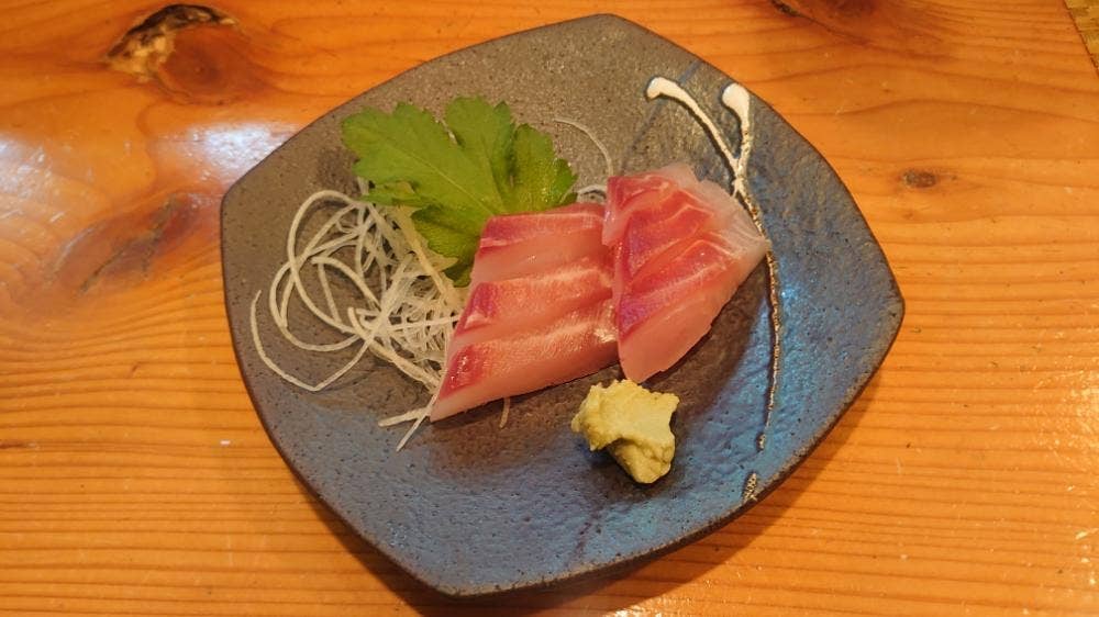 おさしみや 魚善