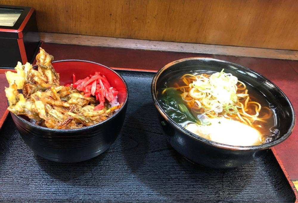 おそばとうどん 丸や