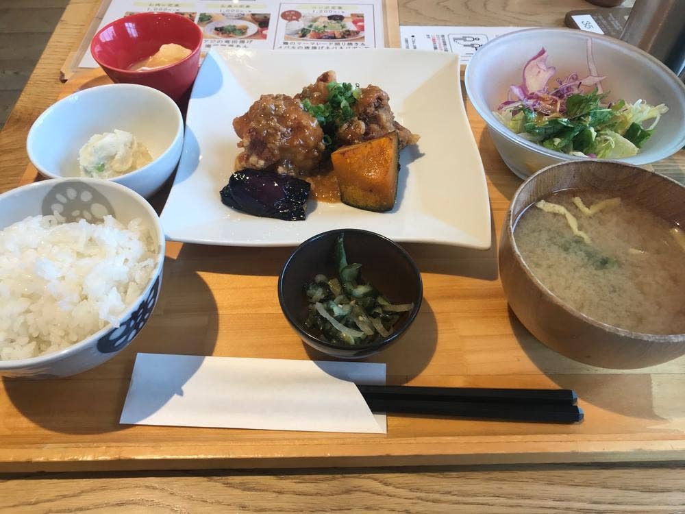 おぼんdeごはん あべのキューズモール店
