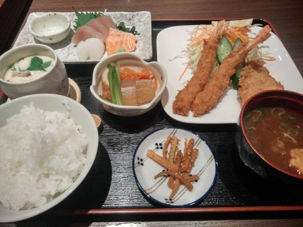 食堂 島