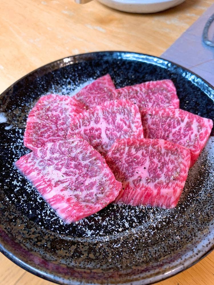 炭火焼肉 深山