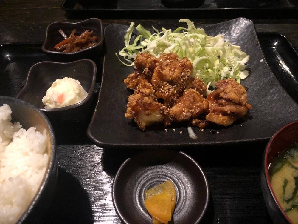 隆之屋武膳