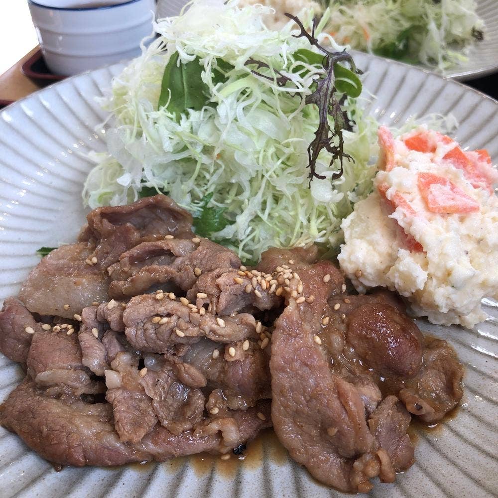 駅前食堂