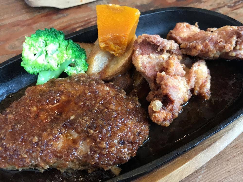 洋食と珈琲の店 トロル