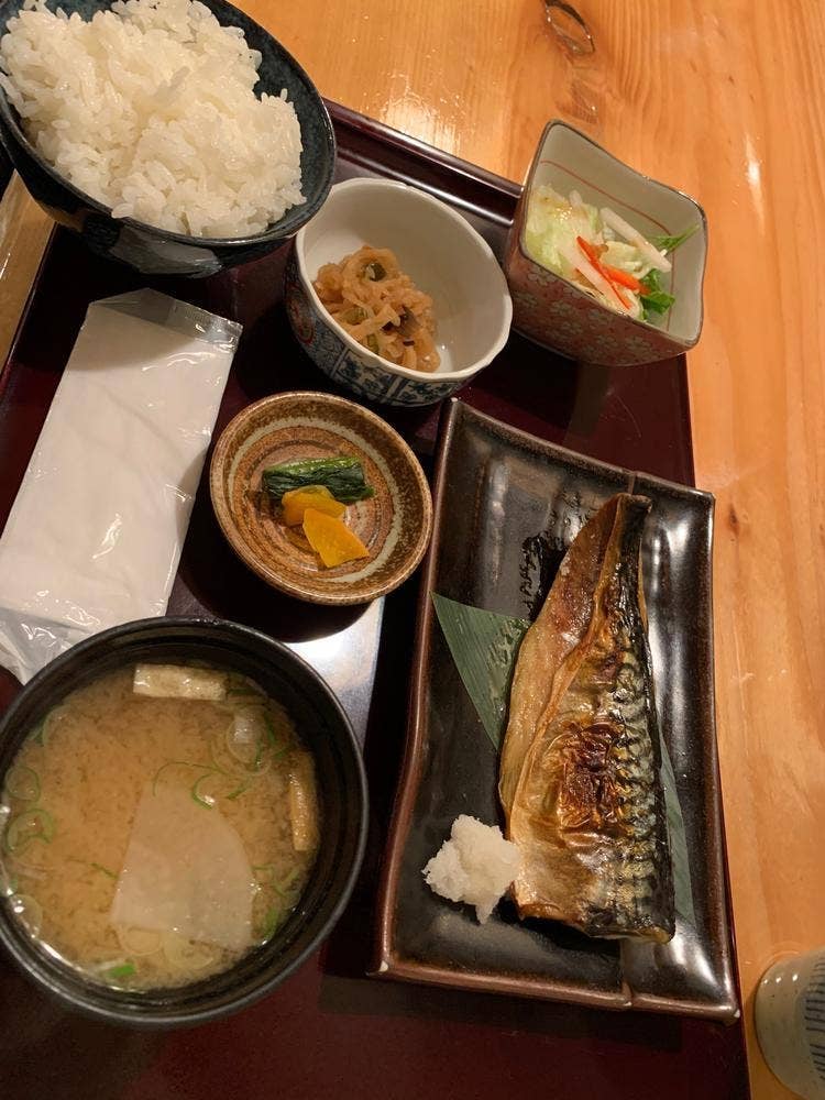 魚魚亭