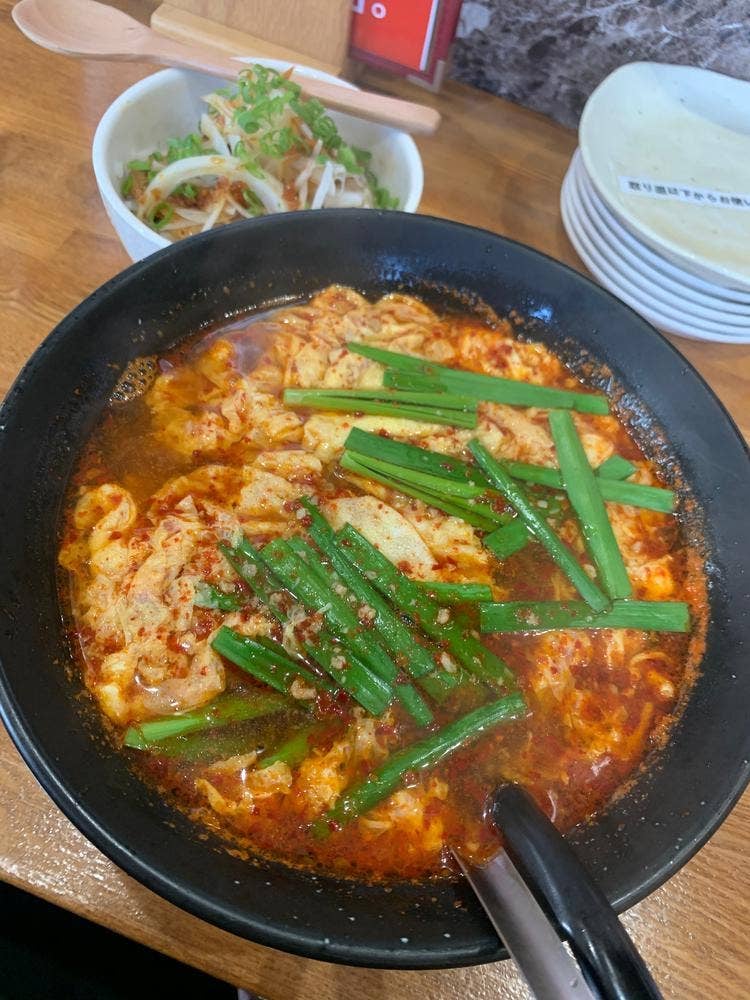 辛麺kitchen 彩 山西店