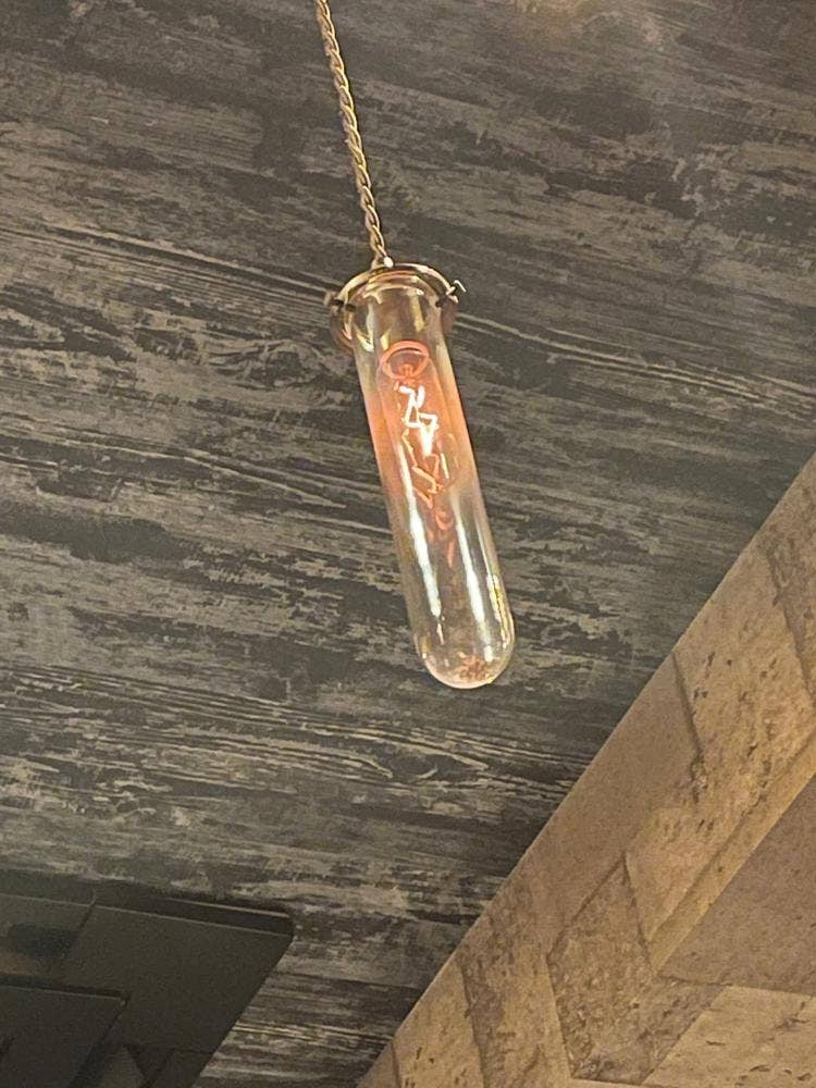 ピッツェリアダイニング META META