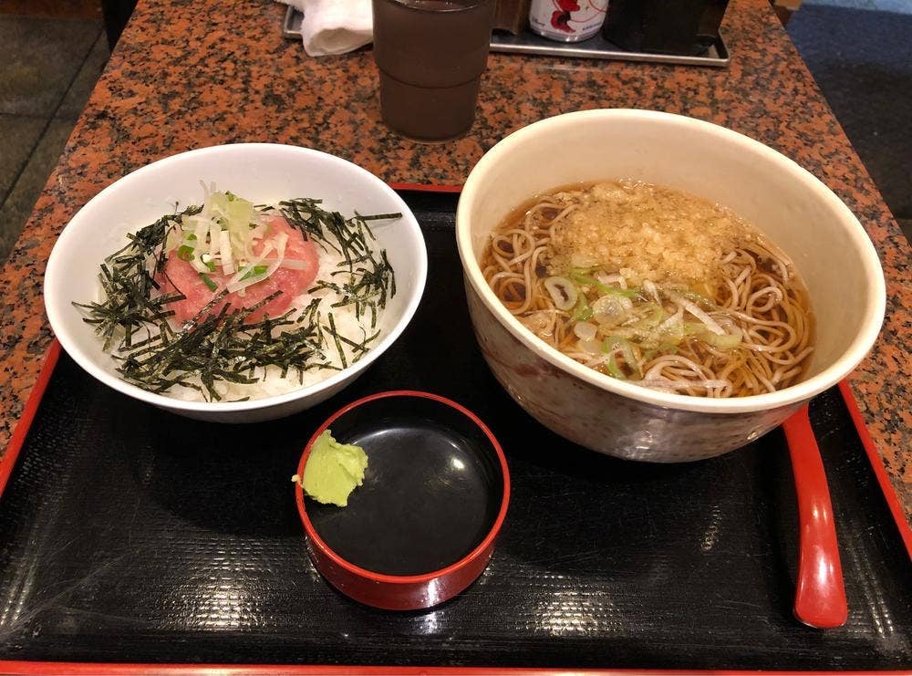 笠置そば 東新宿店