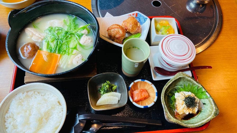 博多 水炊き うぐいす