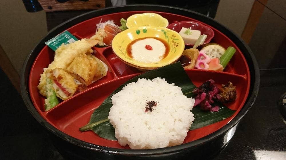 良彌 奥の庭