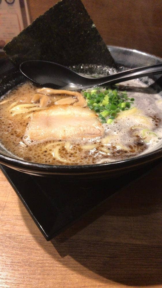 豚骨専門 らーめん釖-こがね-