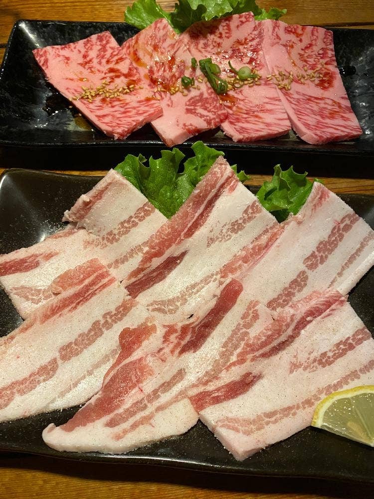 國 若草の小屋