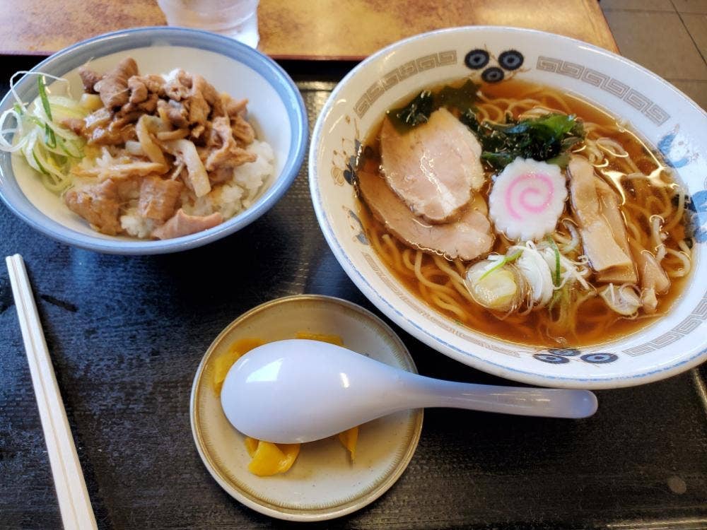 山田うどん 西砂店