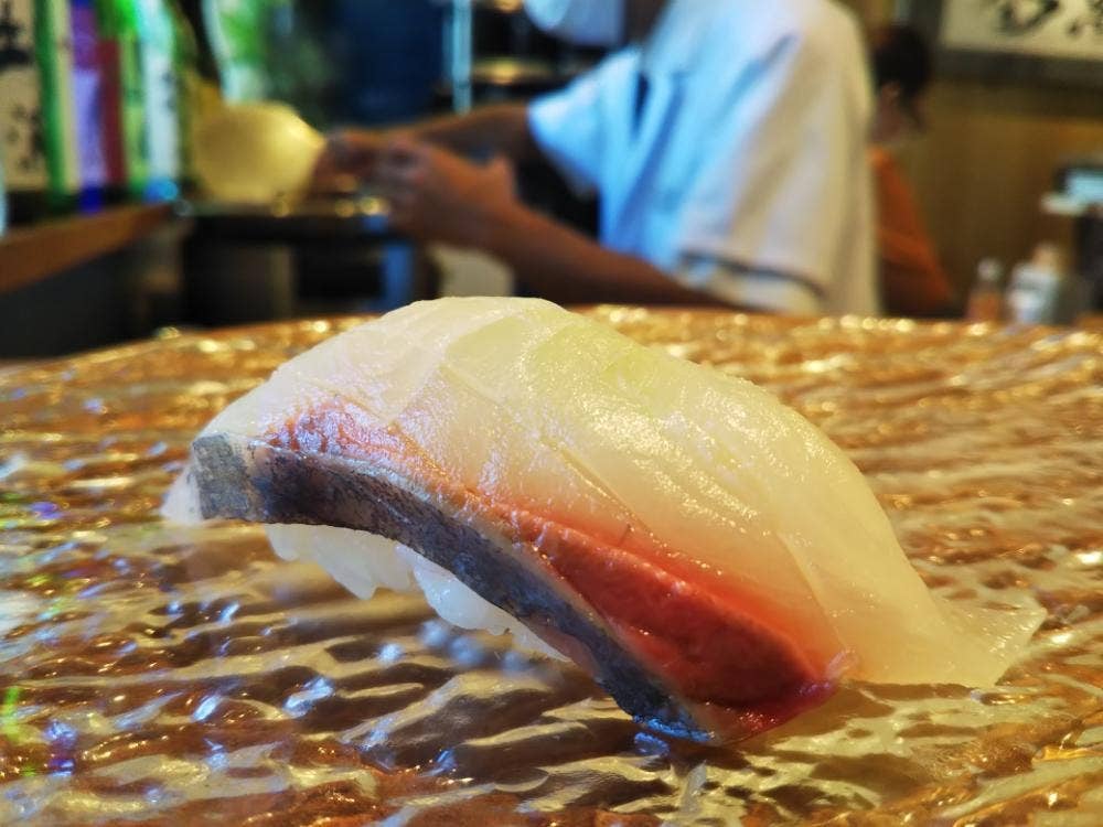 魚屋鮨しん