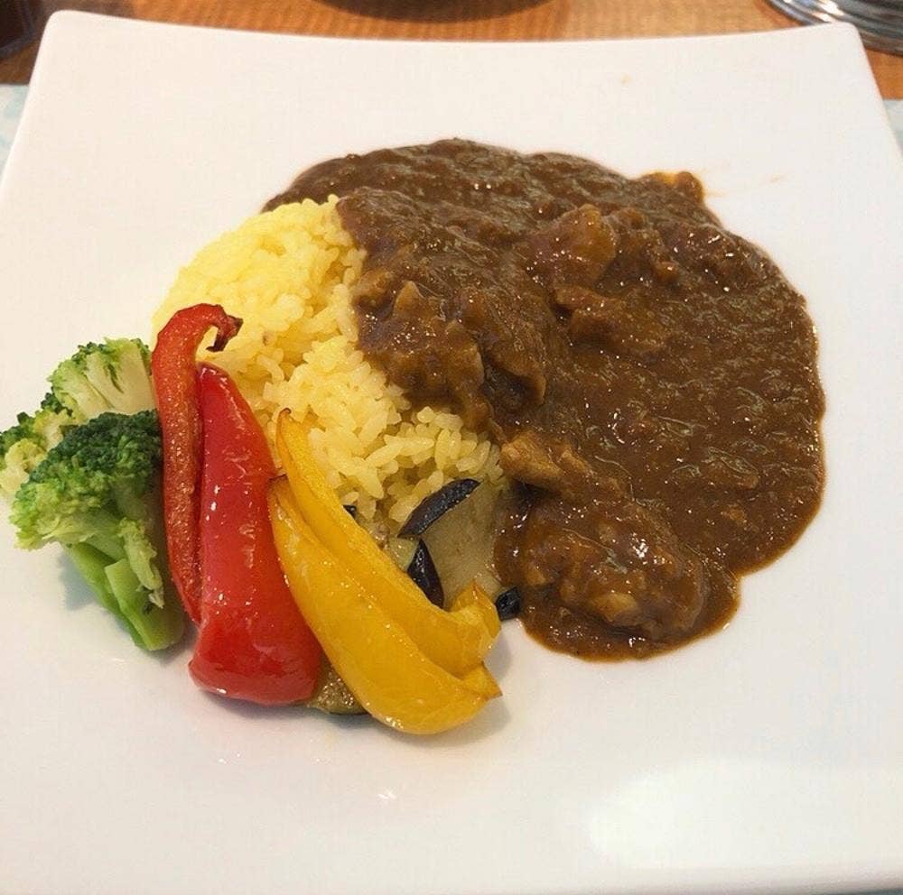 レストランバー プラスエフ