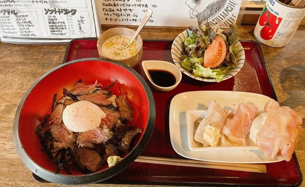 西町ワイン食堂