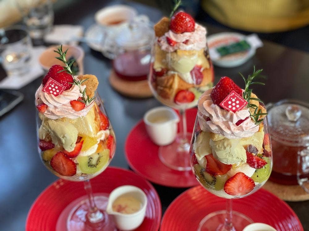カフェプラスドット
